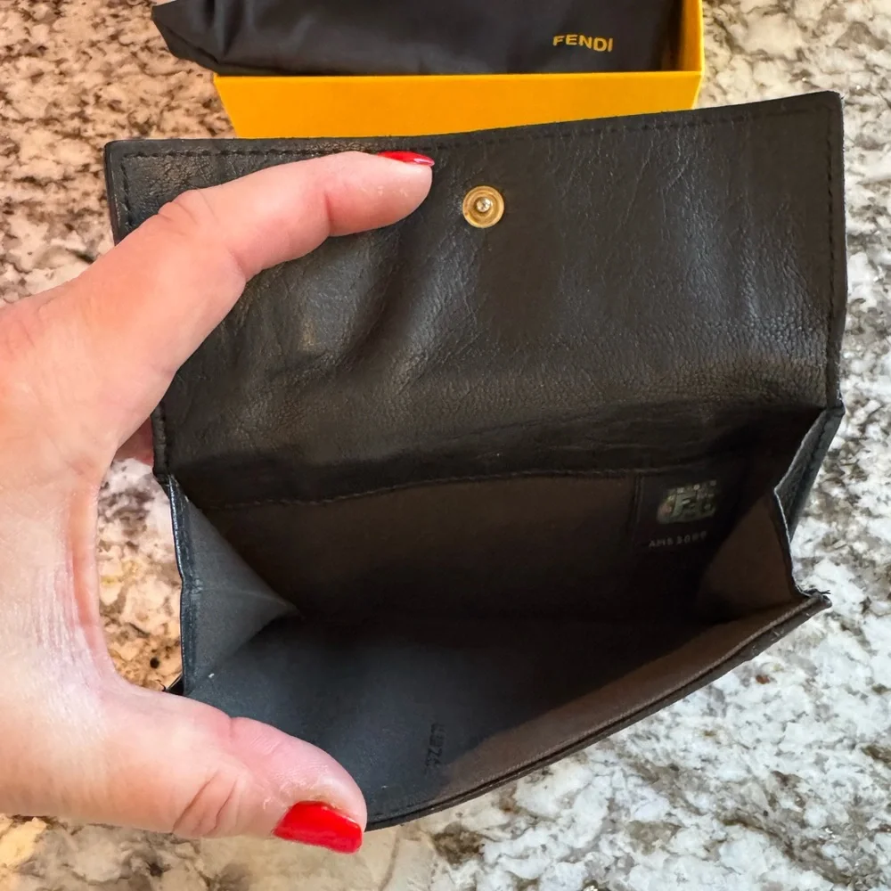 PRICED2SELL🔥Fendi P. Foglio Spy Nappa Black Leather Wallet-COA box dust bag